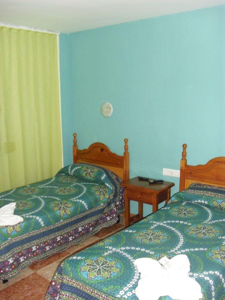 Hotel Virgen Del Rocio II Torremolinos Esterno foto