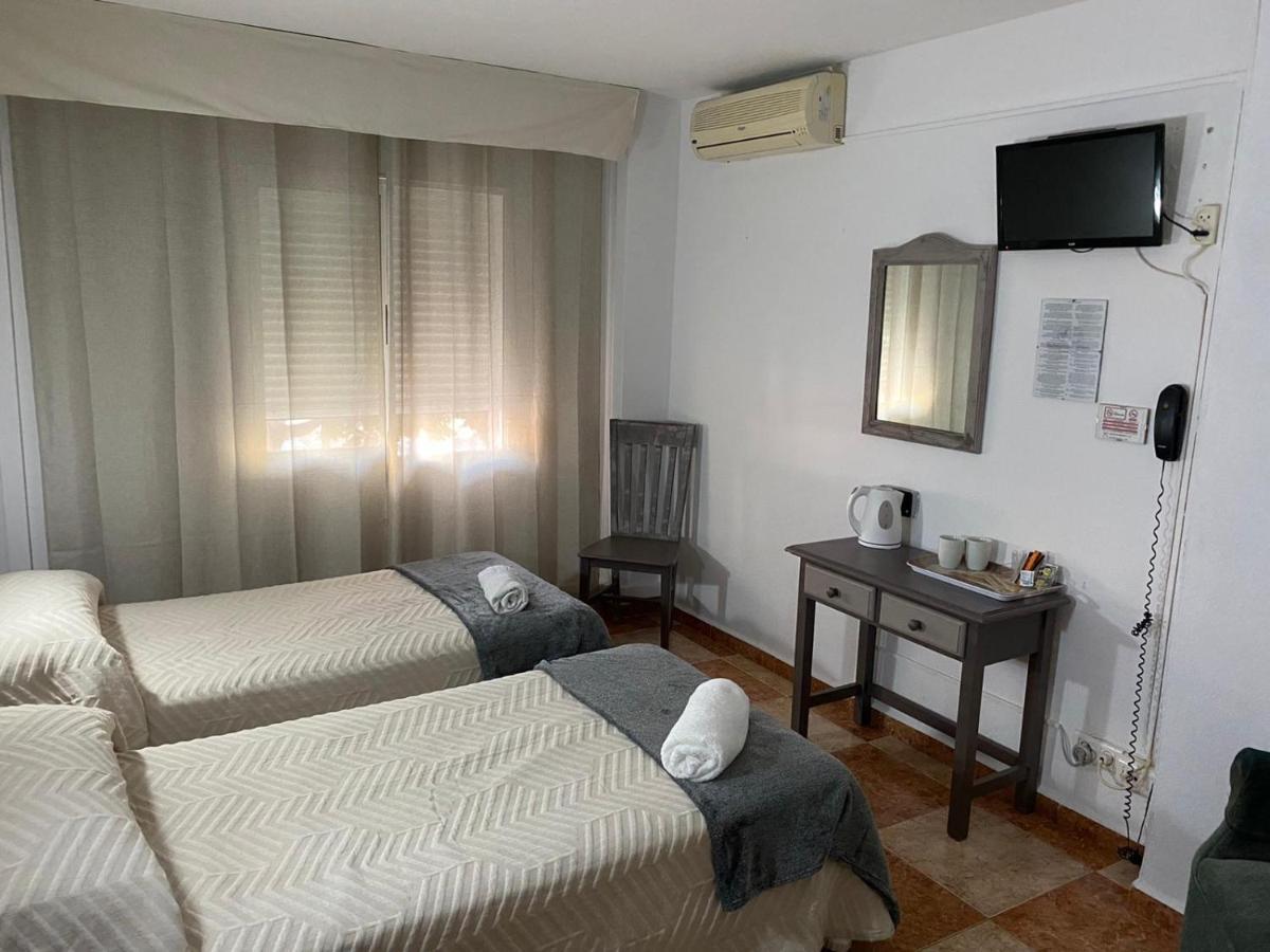 Hotel Virgen Del Rocio II Torremolinos Esterno foto